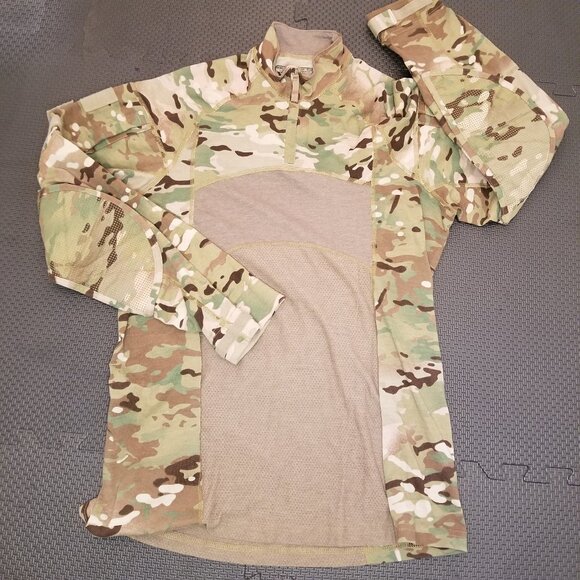 LAST ONE!   EUC X-Large ARMY COMBAT SHIRT, 1/4 ZIP, FLAME-RESISTANT, MULTICAM - Picture 3 of 12